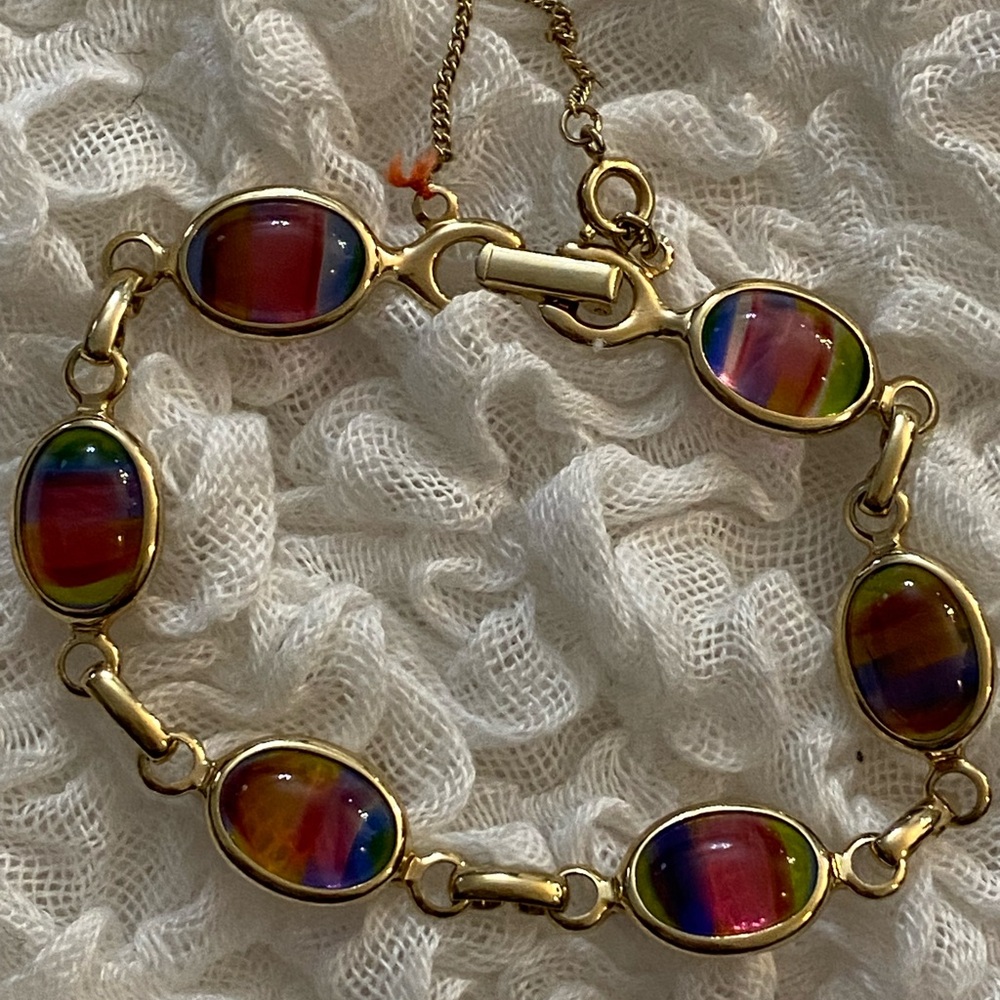 1959 Sarah Coventry rainbow glass bracelet